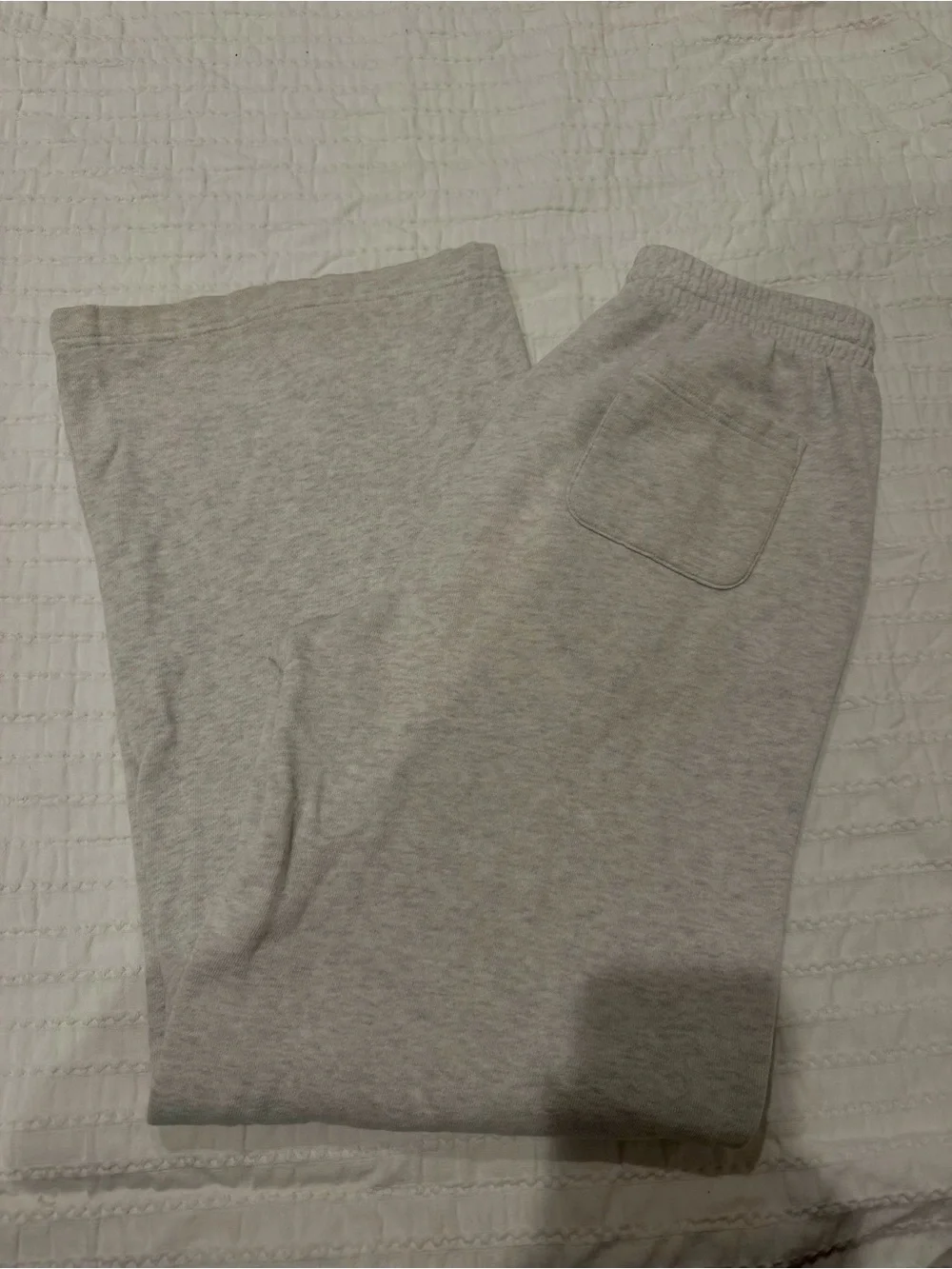 Victoria’s Secret pink women’s wide leg sweatpants